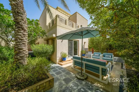 Villa à Meadows, Dubai, 3 chambres, 287 m², № 61674 - photo 18