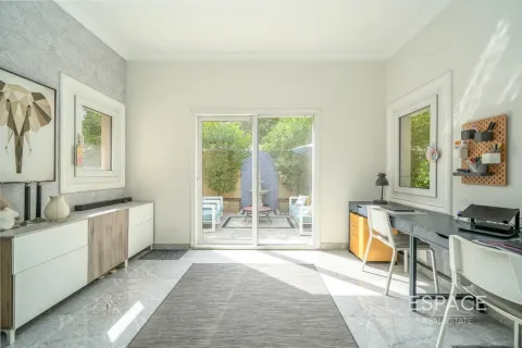 Villa à Meadows, Dubai, 3 chambres, 287 m², № 61674 - photo 12