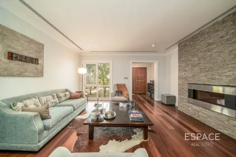 Villa à Meadows, Dubai, 3 chambres, 287 m², № 61674 - photo 3