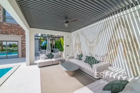Villa in Jumeirah Golf Estates, Dubai 5 bedrooms, 523 sq.m. № 61671 - photo 18
