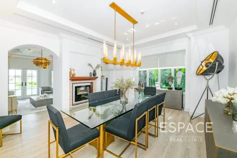 Villa in Jumeirah Golf Estates, Dubai 5 bedrooms, 523 sq.m. № 61671 - photo 5