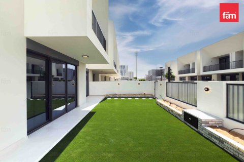 Townhouse in Town Square, Dubai 4 bedrooms, 261.2 sq.m. № 58224 - photo 2