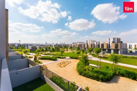 Townhouse in Dubai 3 bedrooms, 168 sq.m. № 58223 - photo 6