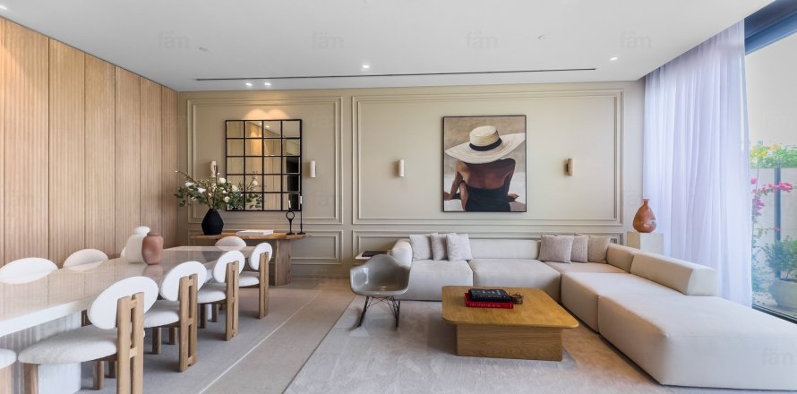 Apartment in Dubai 3 bedrooms, 268.2 sq.m. № 97604