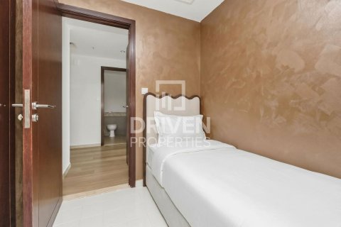 Купить квартиру в The Residences, Даунтаун Дубай (Даунтаун Бурдж Дубай), Дубай: 3 спальни, 170.76м², № 138590 - фото 17