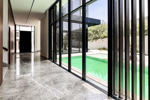 Villa en Al Barsha, Dubai, 5 dormitorios, 696.77 m², № 138908 - foto 24