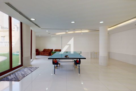 Villa in Sector E, Emirates Hills, Dubai 1724 sq.m. № 83896 - photo 19