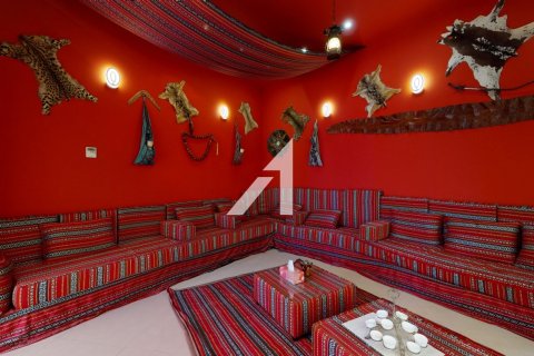 Villa en Sector E, Emirates Hills, Dubai, 1724 m², № 83896 - foto 16