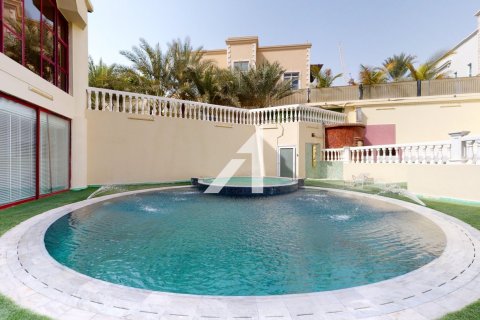 Villa en Sector E, Emirates Hills, Dubai, 1724 m², № 83896 - foto 12