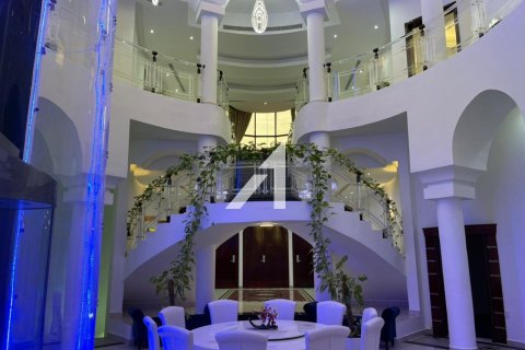 Villa en Sector E, Emirates Hills, Dubai, 1724 m², № 83896 - foto 6