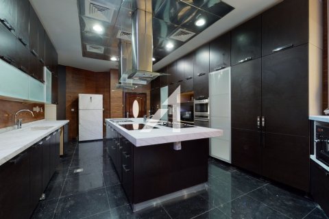 Villa en Sector E, Emirates Hills, Dubai, 1724 m², № 83896 - foto 4