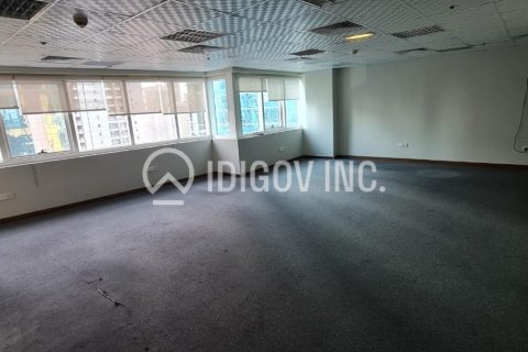 Купить офис в Джумейра Лейк Тауэрс, Дубай: 71м², № 83900 - фото 13