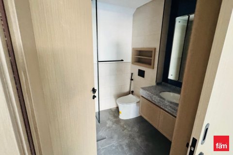 Снять в аренду виллу в Дубае: 4 спальни, 144м², № 90528 - фото 16