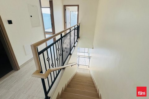 Снять в аренду виллу в Дубае: 4 спальни, 144м², № 90528 - фото 8