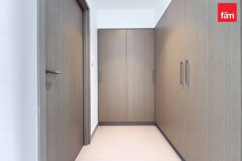 Снять в аренду квартиру в Дубае: 2 спальни, 109.9м², № 90525 - фото 13