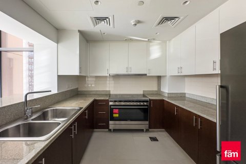 Apartment in Downtown Dubai (Downtown Burj Dubai), Dubai 2 bedrooms, 131.1 sq.m. № 90517 - photo 12