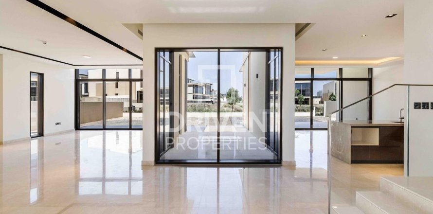 فيلا في Golf Place, دبي هيلز استيت, دبي 4 غرف نوم, 677 م² رقم 19187