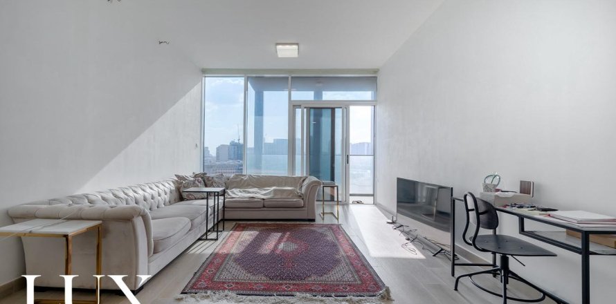 شقة في Bloom Towers, دائرة قرية جميرا, دبي 1غرف نوم, 69 م² رقم 45626