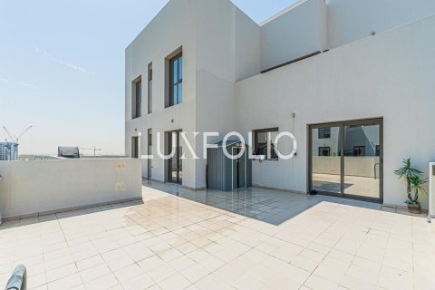 Appartement à Town Square, Dubai, 3 chambres, 241 m², № 45625 - photo 10
