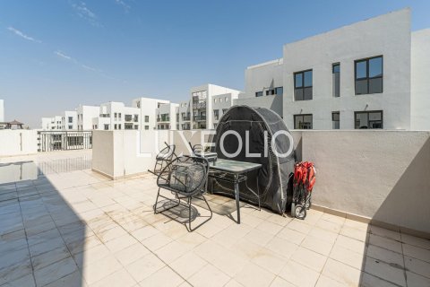 Appartement à Town Square, Dubai, 3 chambres, 241 m², № 45625 - photo 8