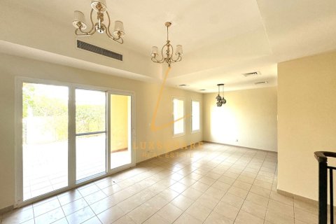 Villa à Palmera, Arabian Ranches, Dubai, 2 chambres, 208 m², № 100595 - photo 6