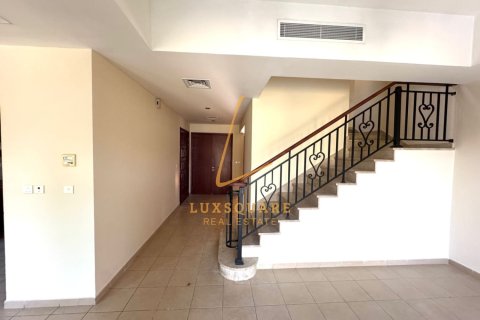 Villa à Palmera, Arabian Ranches, Dubai, 2 chambres, 208 m², № 100595 - photo 8