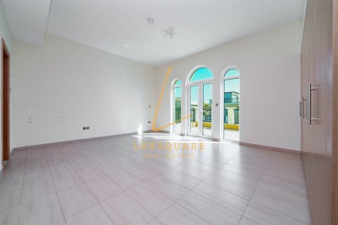Villa à Jumeirah Park, Dubai, 4 chambres, 504 m², № 100594 - photo 11