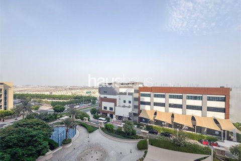 Apartamento en The Views, Dubai, 1 dormitorio, 70 m², № 43331 - foto 1