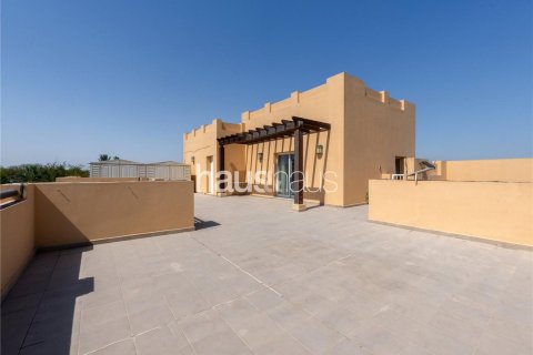 Купить виллу в Арабиан Ранчес, Дубай: 7 спален, 690м², № 43339 - фото 20