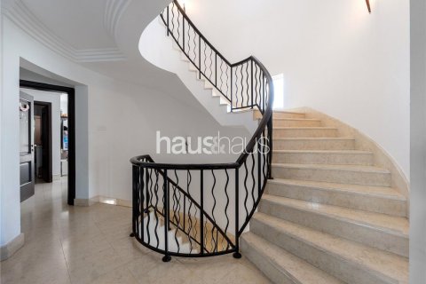 Купить виллу в Арабиан Ранчес, Дубай: 7 спален, 690м², № 43339 - фото 15