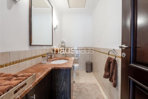 Купить виллу в Арабиан Ранчес, Дубай: 7 спален, 690м², № 43339 - фото 10