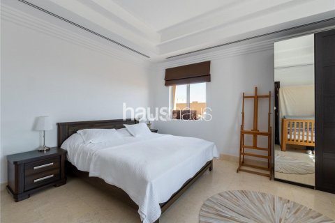 Купить виллу в Арабиан Ранчес, Дубай: 7 спален, 690м², № 43339 - фото 18
