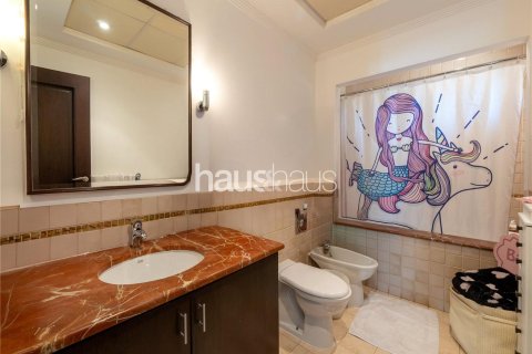 Купить виллу в Арабиан Ранчес, Дубай: 7 спален, 690м², № 43339 - фото 17