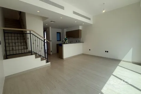 Townhouse in Damac Lagoons, Dubai 3 bedrooms, 144 sq.m. № 61727 - photo 4