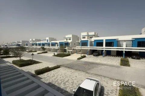 Townhouse in Damac Lagoons, Dubai 3 bedrooms, 144 sq.m. № 61727 - photo 9