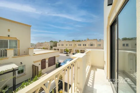 Villa in Springs 15, The Springs, Dubai 3 bedrooms, 167 sq.m. № 61725 - photo 20