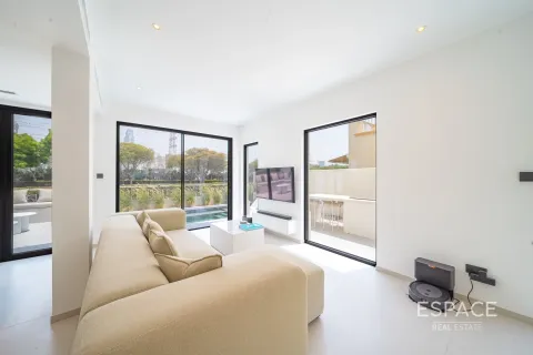 Villa in Springs 15, The Springs, Dubai 3 bedrooms, 167 sq.m. № 61725 - photo 3
