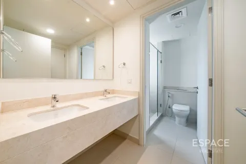 Villa in Dubai Hills Estate, Dubai 3 bedrooms, 211 sq.m. № 61724 - photo 12