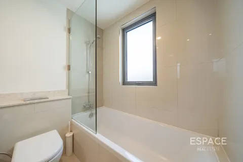 Villa in Dubai Hills Estate, Dubai 3 bedrooms, 211 sq.m. № 61724 - photo 16