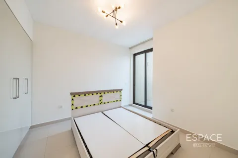 Villa in Dubai Hills Estate, Dubai 3 bedrooms, 211 sq.m. № 61724 - photo 14