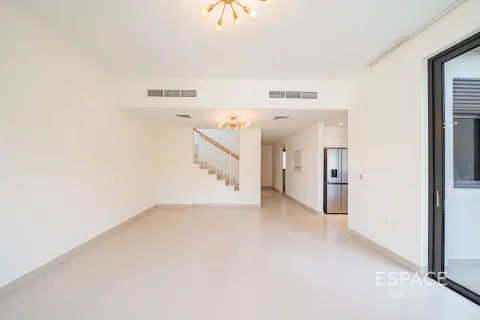 Villa in Dubai Hills Estate, Dubai 3 bedrooms, 211 sq.m. № 61724 - photo 4