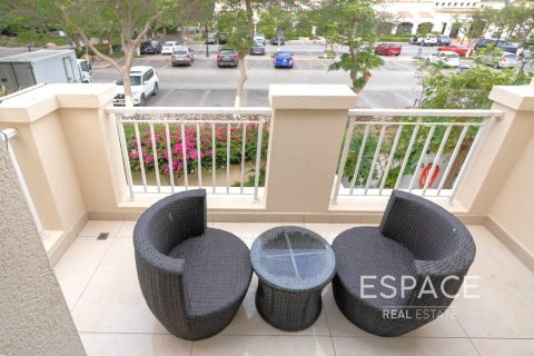 Villa in The Lakes, Dubai 3 bedrooms, 241 sq.m. № 61726 - photo 14