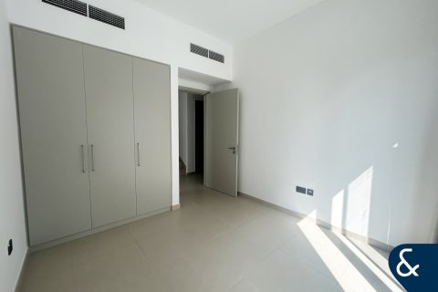 Villa in Sun, Arabian Ranches 3, Dubai 4 bedrooms, 224 sq.m. № 76697 - photo 5