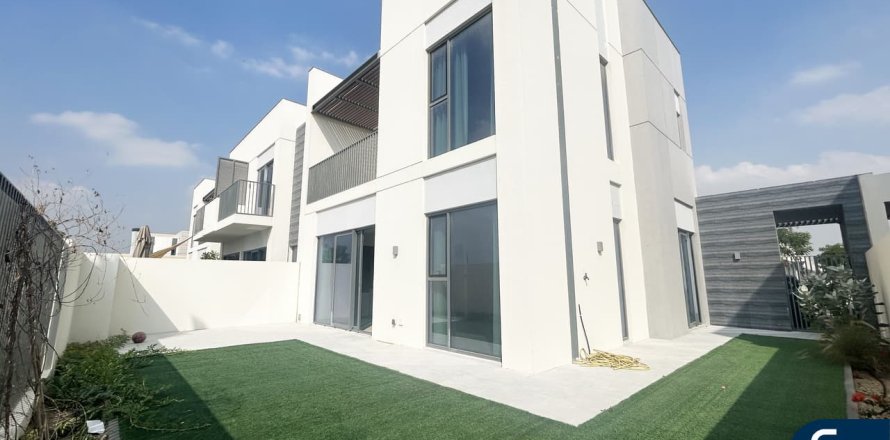 Villa in Sun, Arabian Ranches 3, Dubai 4 bedrooms, 224 sq.m. № 76697