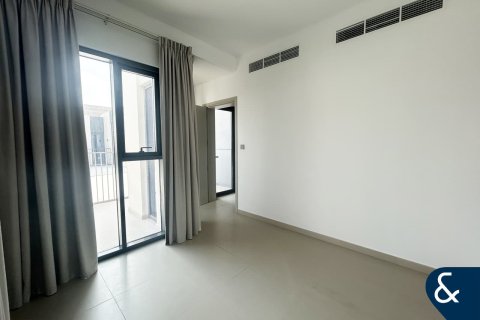 Villa in Sun, Arabian Ranches 3, Dubai 4 bedrooms, 224 sq.m. № 76697 - photo 6