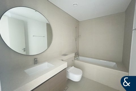 Villa in Sun, Arabian Ranches 3, Dubai 4 bedrooms, 224 sq.m. № 76697 - photo 10