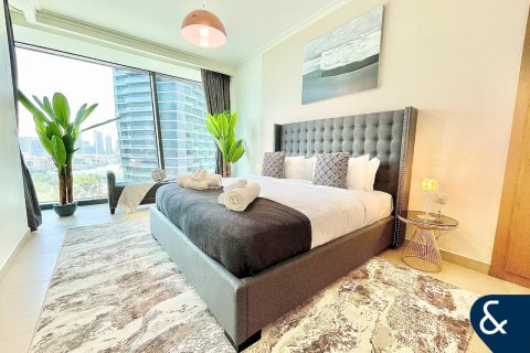 Apartment in Downtown Dubai (Downtown Burj Dubai), Dubai 3 bedrooms, 180 sq.m. № 76683 - photo 8