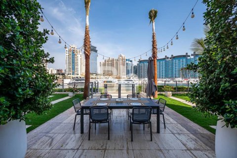 Villa en Palm Jumeirah, Dubai, 6 dormitorios, 1362 m², № 22940 - foto 29