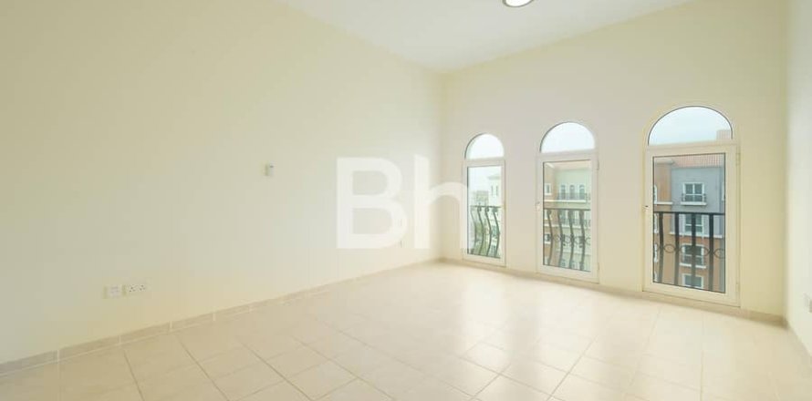 Квартира в Discovery Gardens, Дубай, 2 спальни, 136м², № 22937