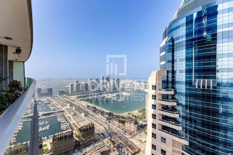 Apartment in Damac Heights, Dubai Marina, Dubai 2 bedrooms, 162.67 sq.m. № 128943 - photo 1